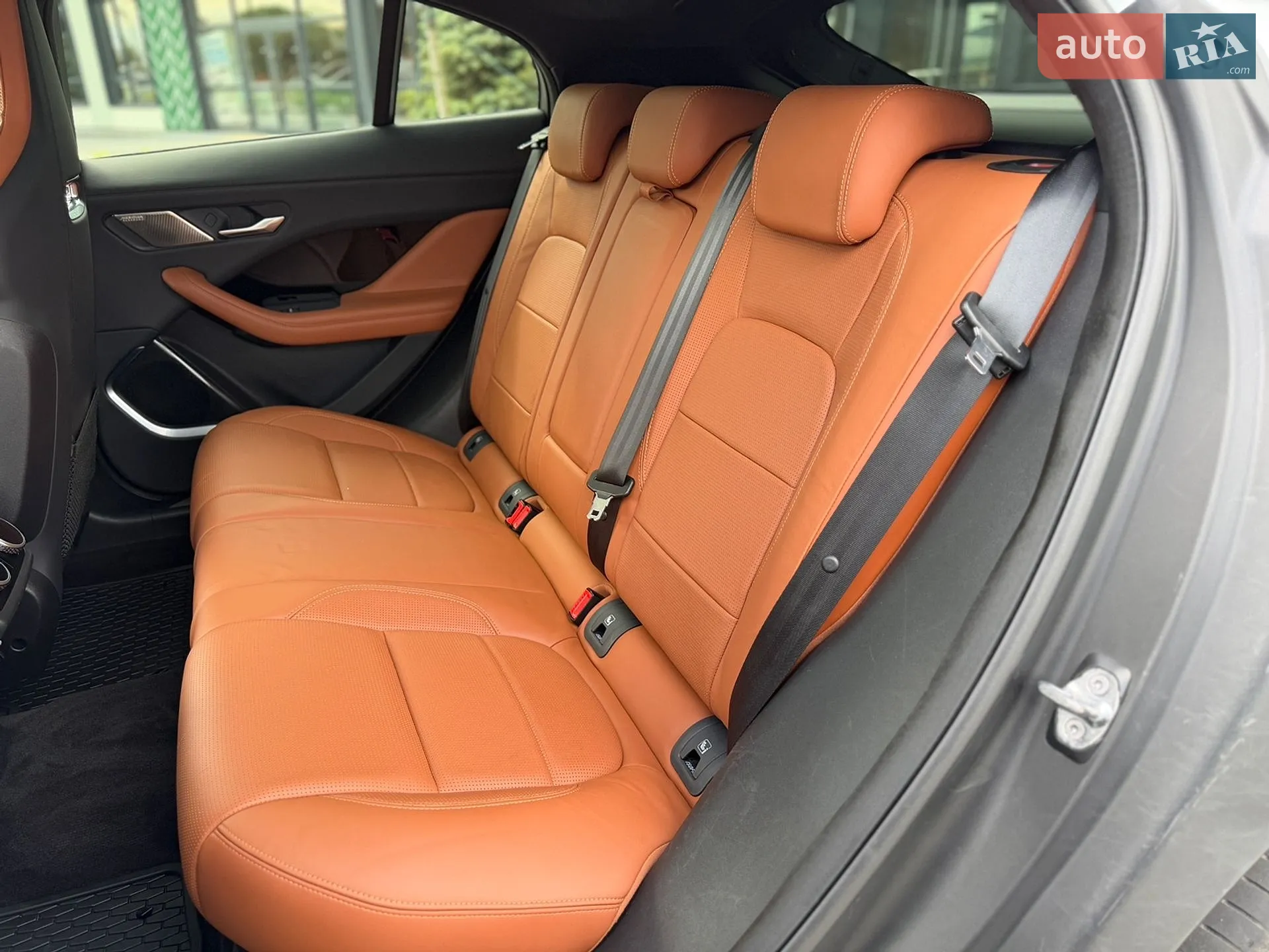 2019 Jaguar I-Pace - мініатюра 11