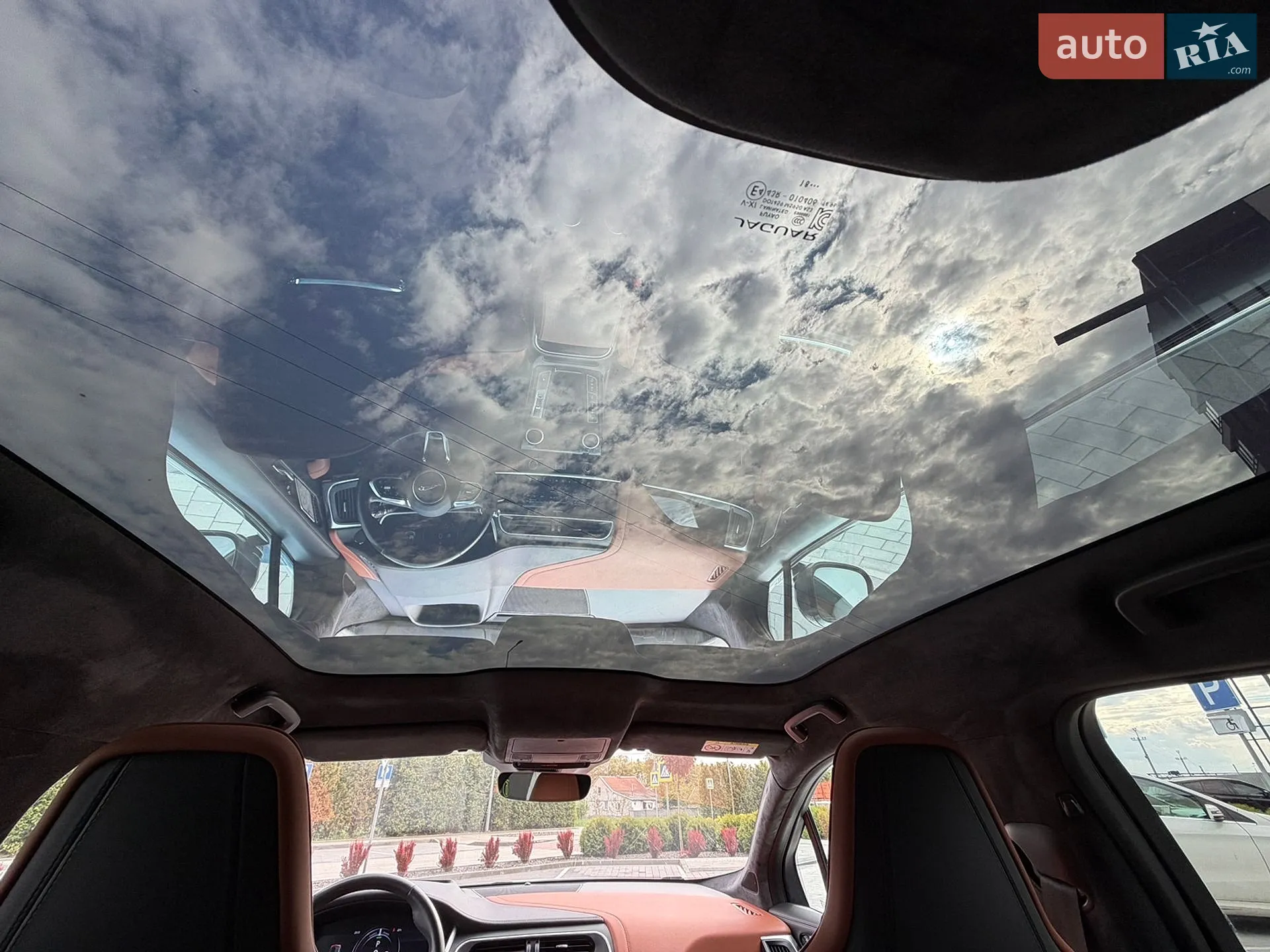 2019 Jaguar I-Pace - мініатюра 18
