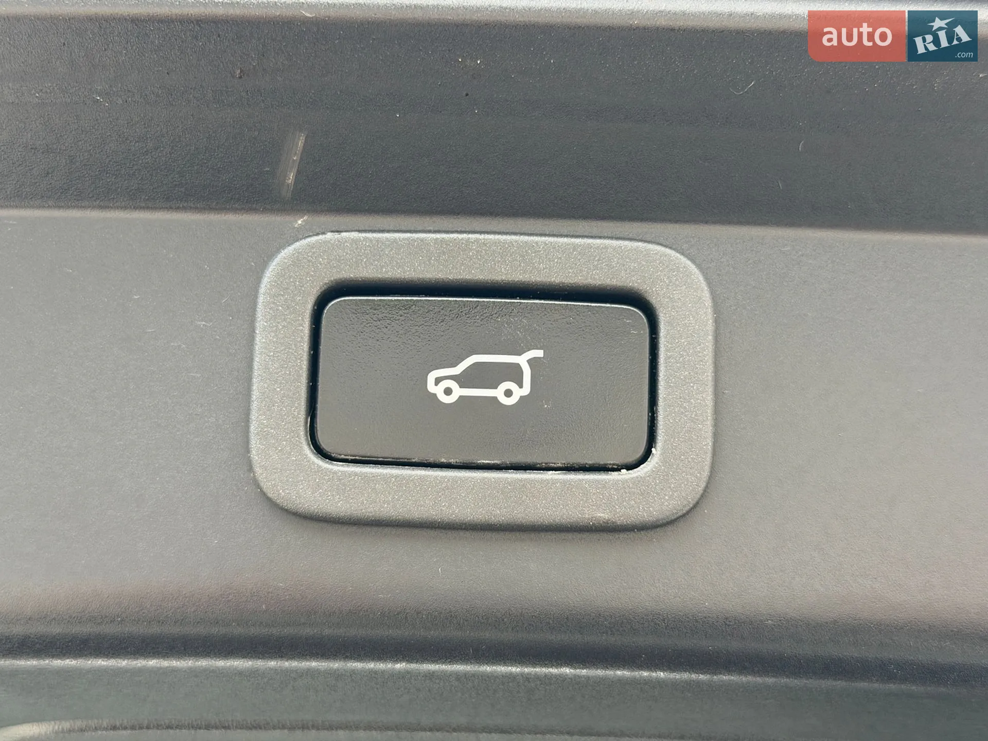 2019 Jaguar I-Pace - мініатюра 19