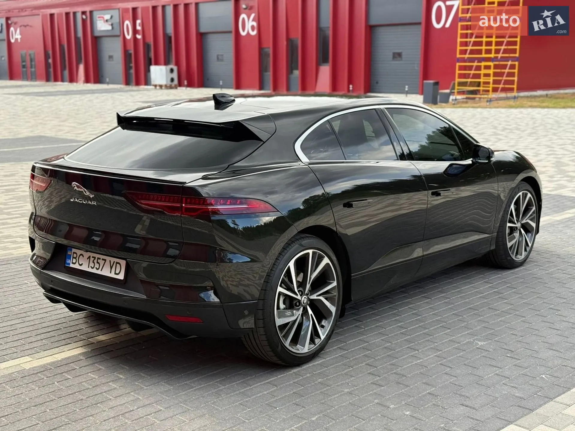 Jaguar I-Pace 2023 VIN SADHM2S1XR1632220 фото оголошення 6 з 13