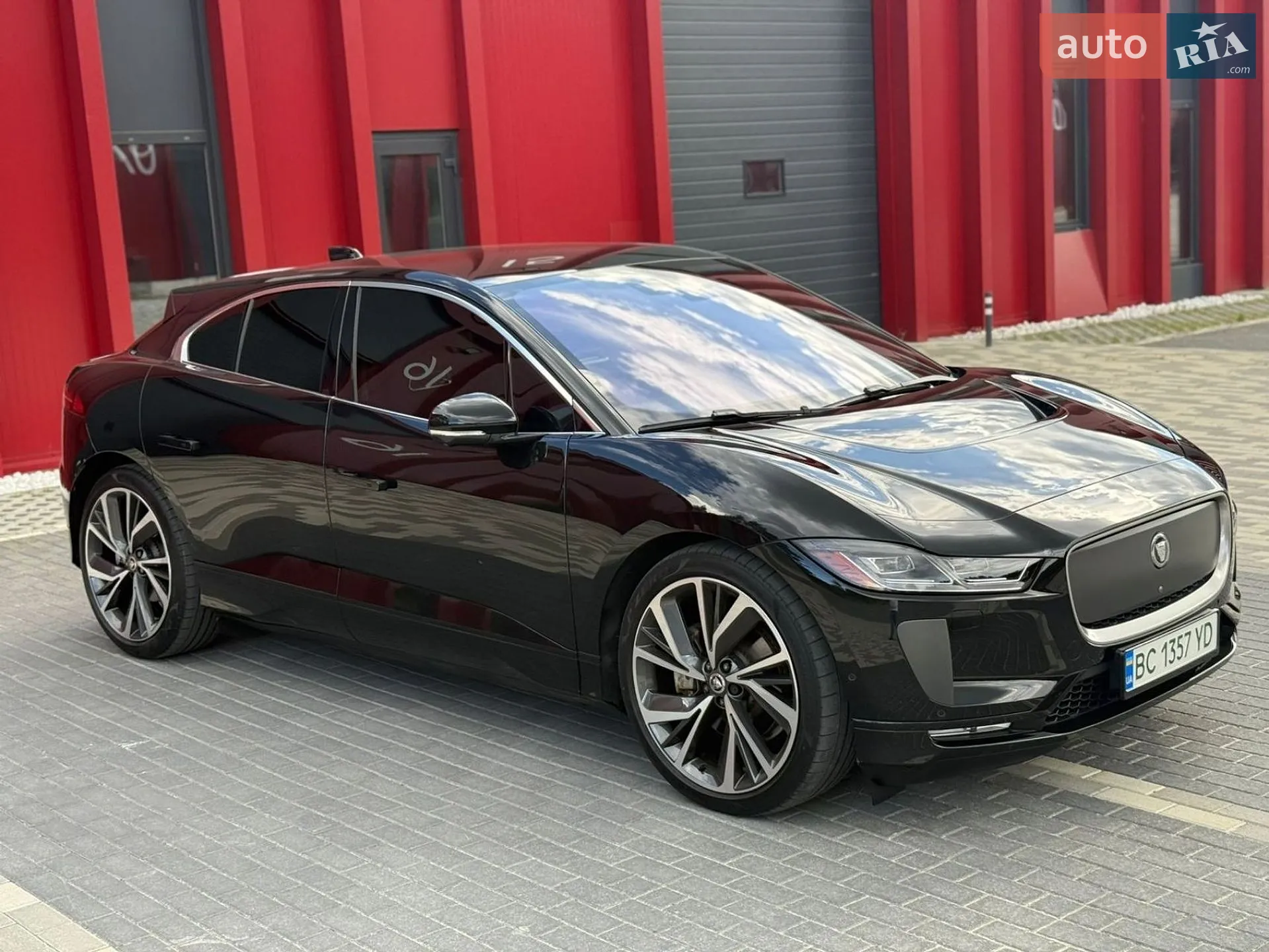 Jaguar I-Pace 2023 VIN SADHM2S1XR1632220 фото оголошення 3 з 13