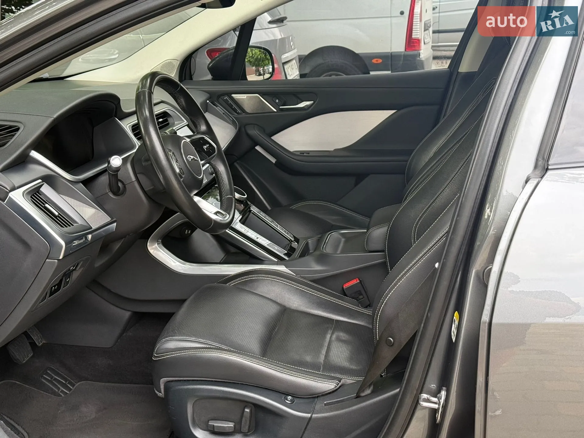 2019 Jaguar I-Pace - мініатюра 32