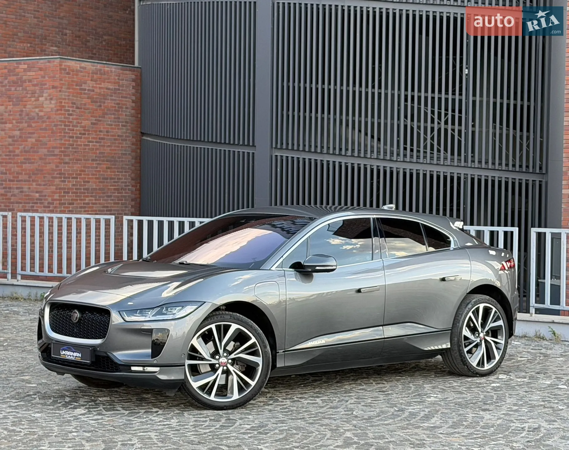 2019 Jaguar I-Pace - мініатюра 2