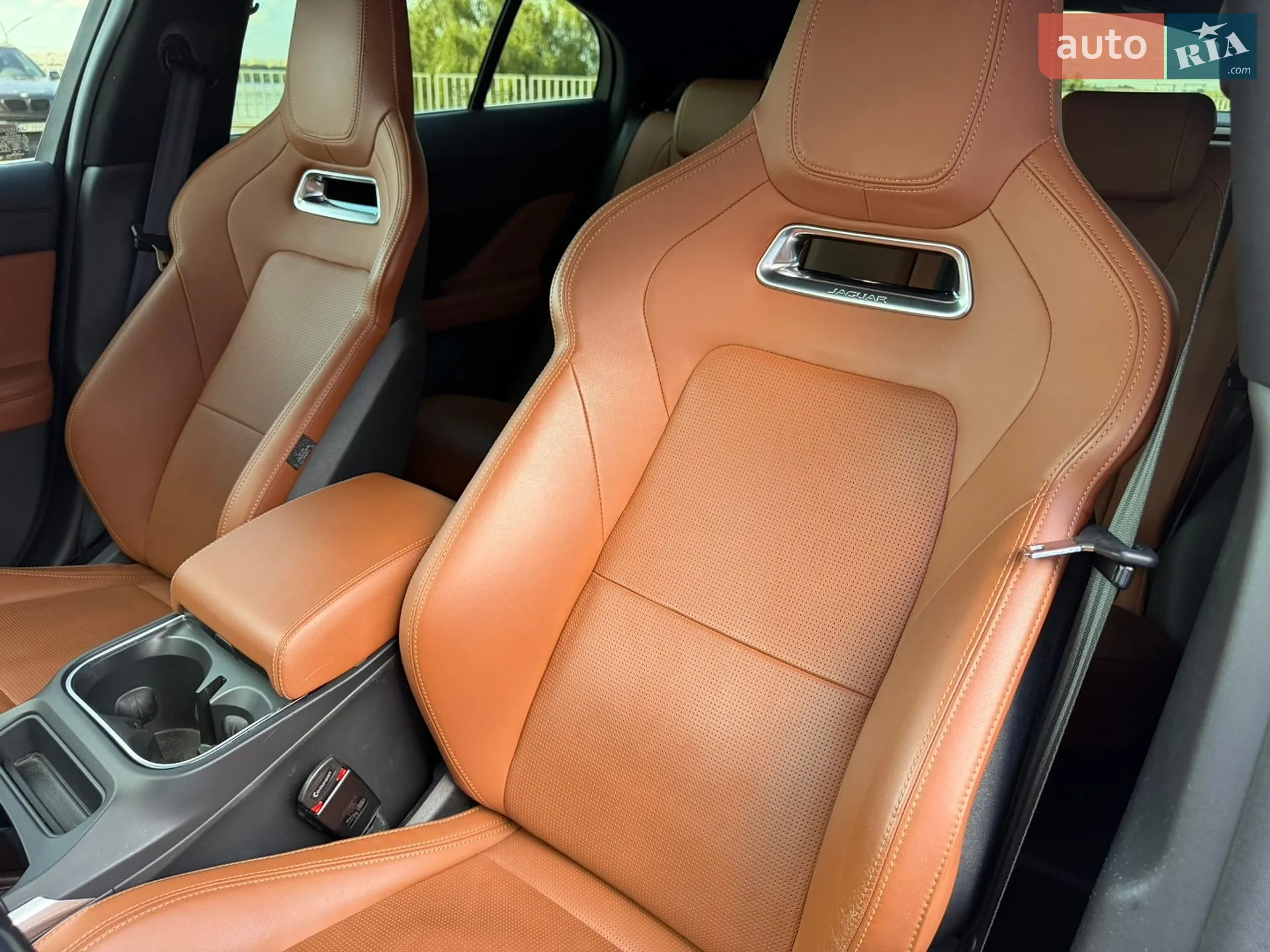 2019 Jaguar I-Pace - мініатюра 26