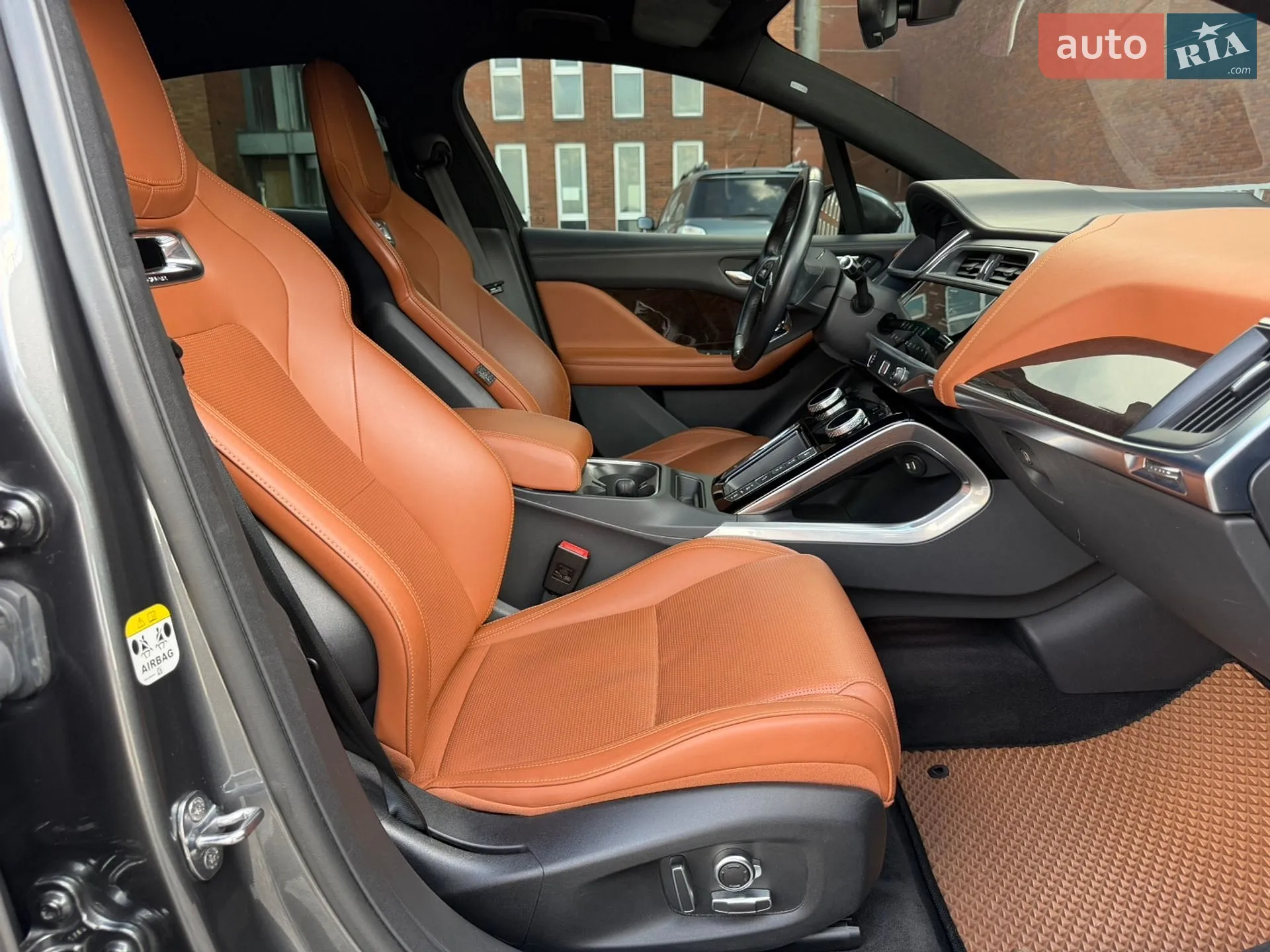 2019 Jaguar I-Pace - мініатюра 44