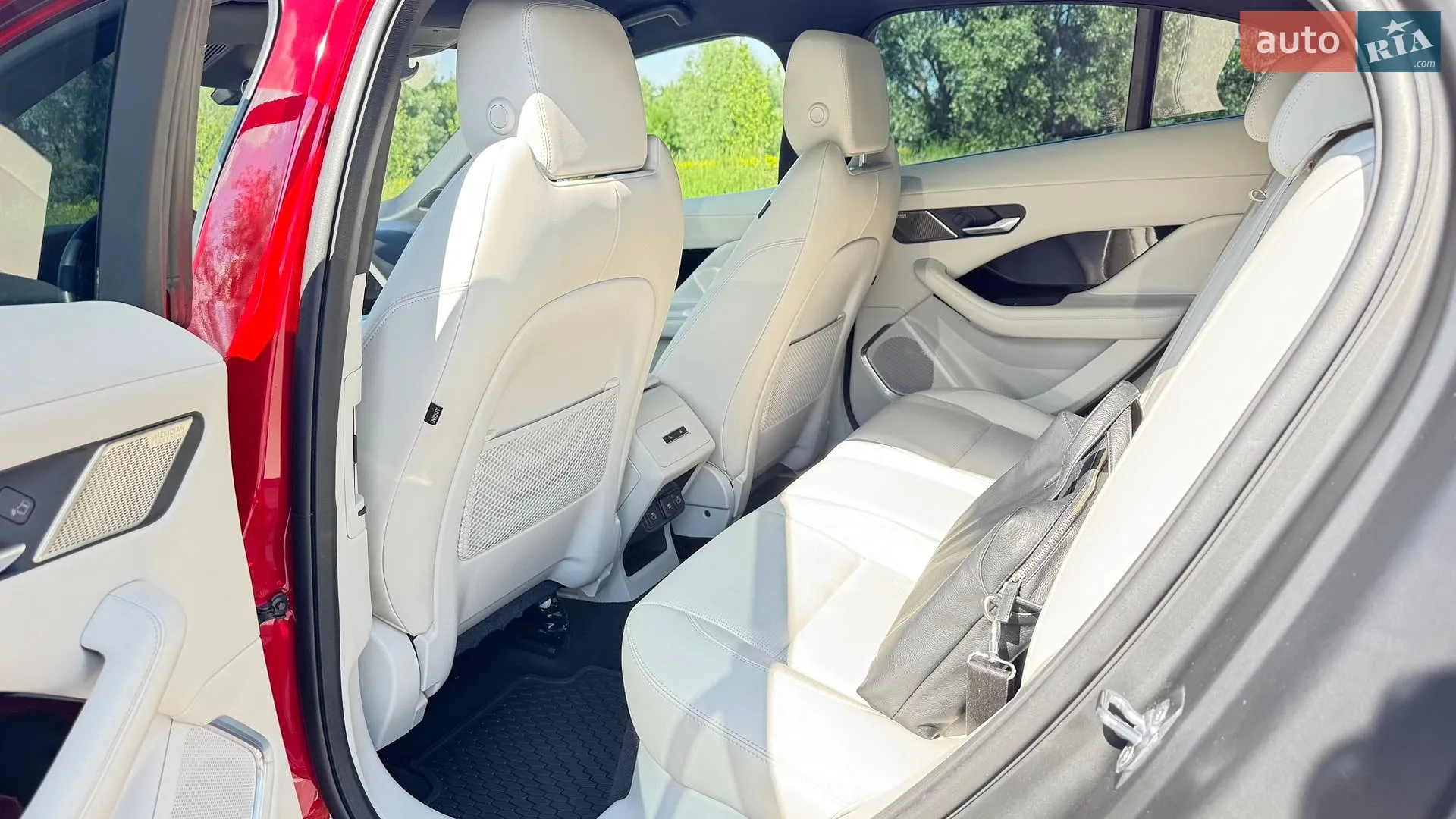 2020 Jaguar I-Pace - мініатюра 35