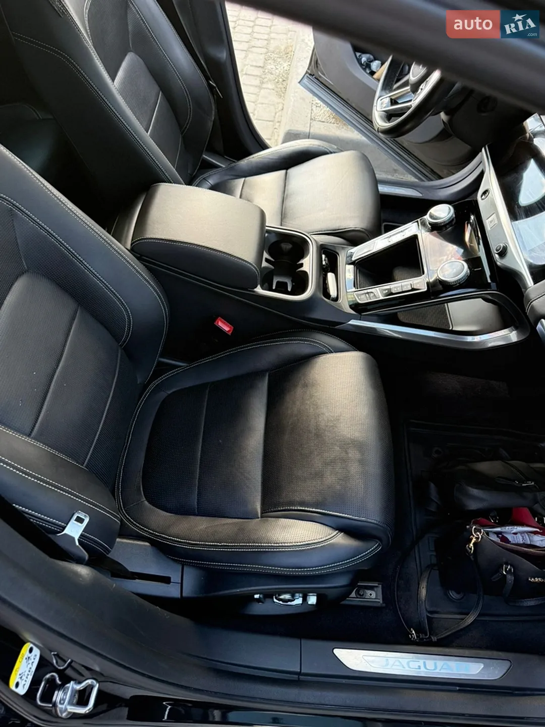 2020 Jaguar I-Pace - мініатюра 12