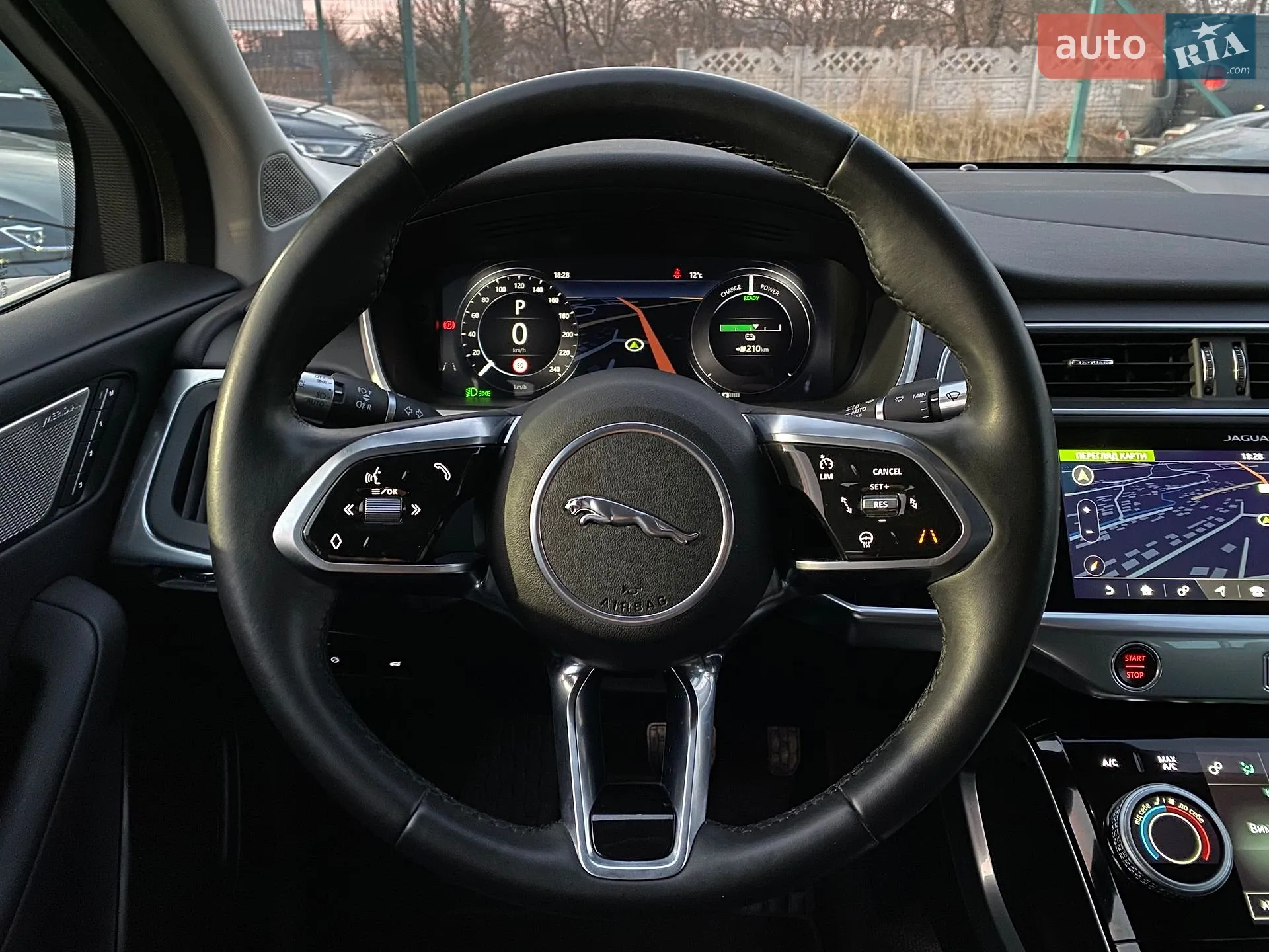 2019 Jaguar I-Pace - мініатюра 35