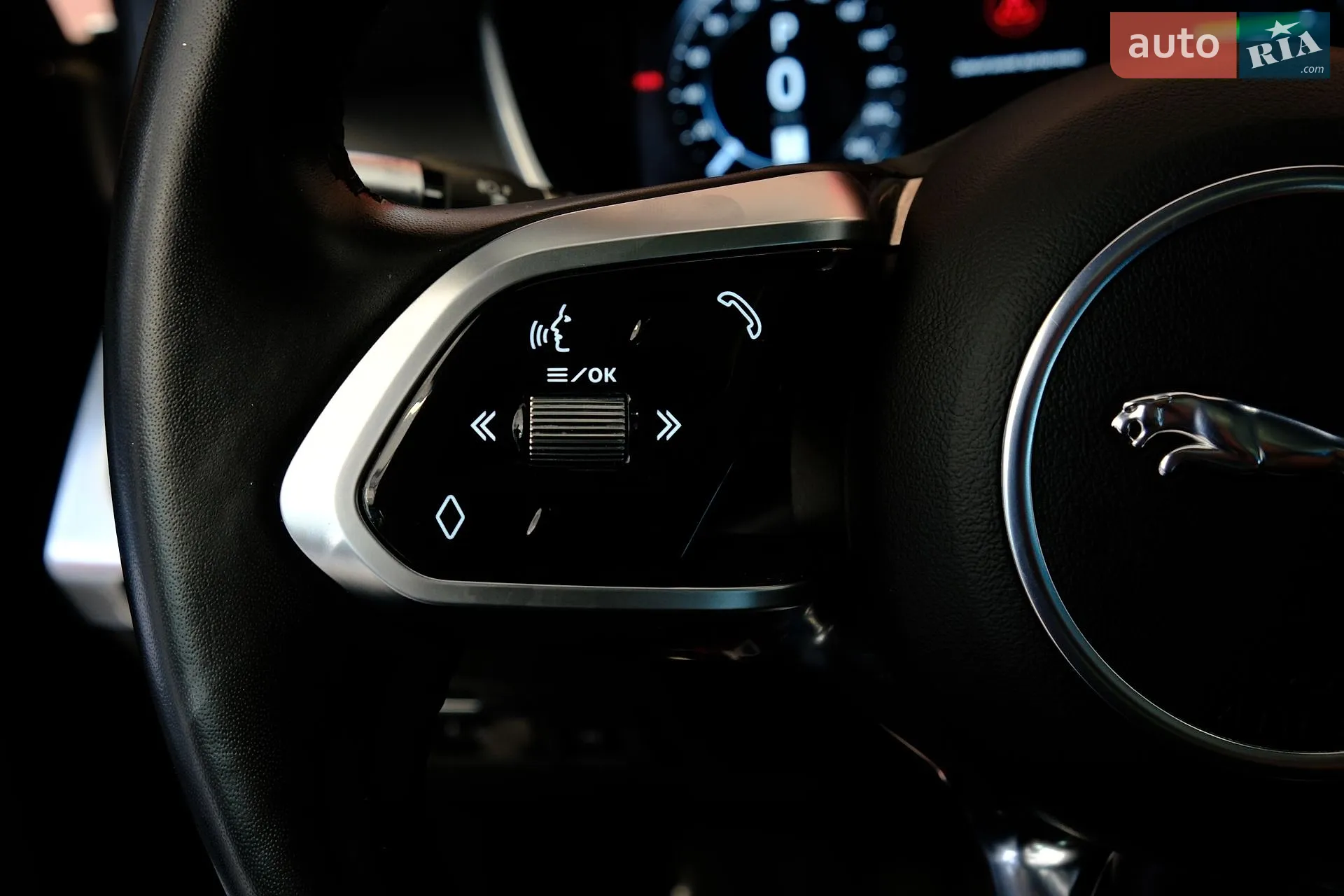 2019 Jaguar I-Pace - мініатюра 18