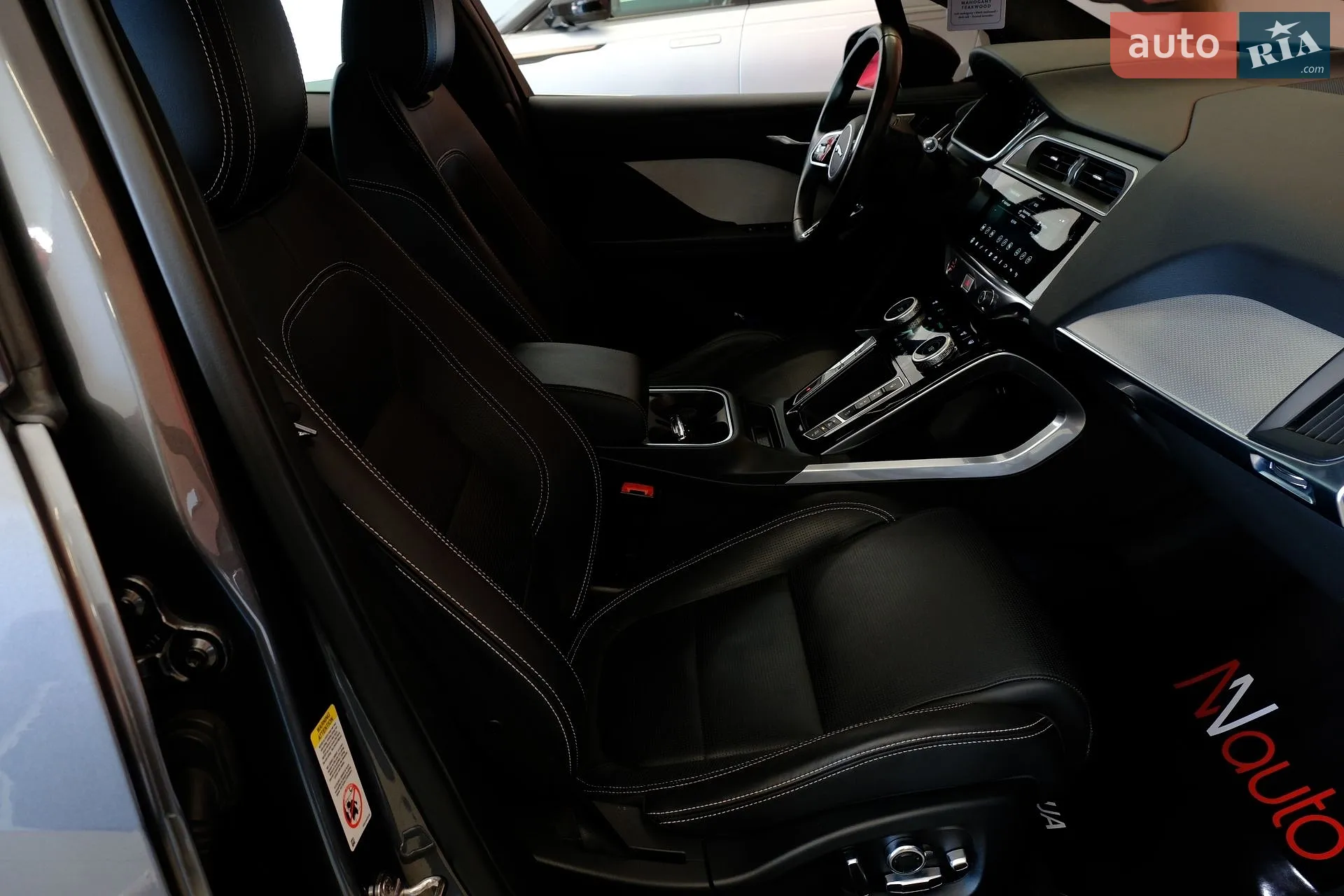 2019 Jaguar I-Pace - мініатюра 33