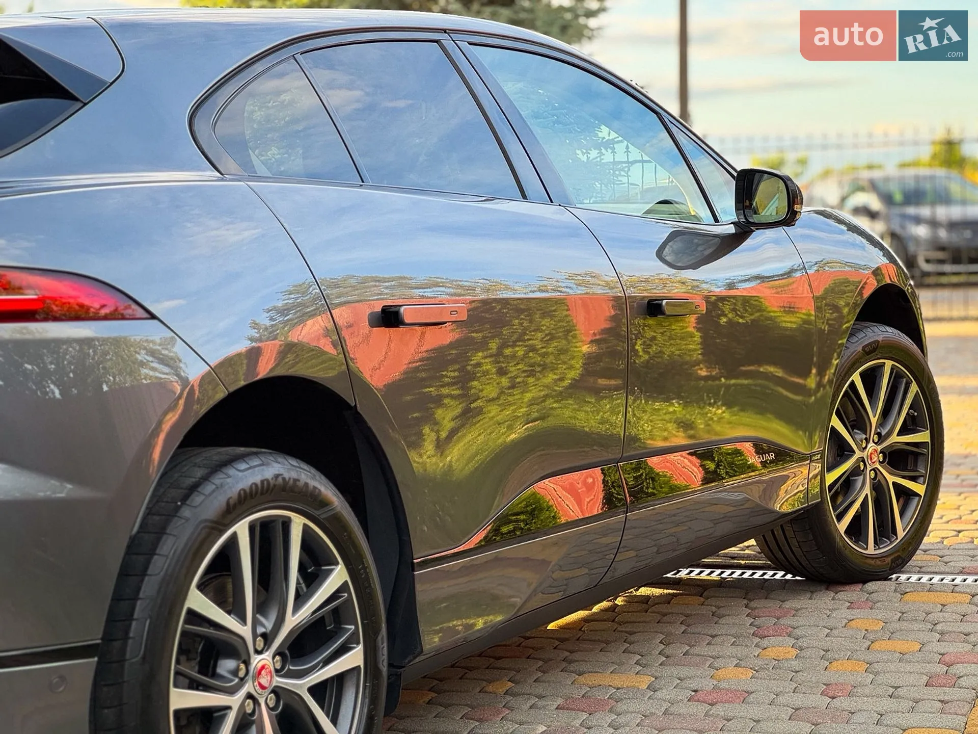 2019 Jaguar I-Pace - мініатюра 46