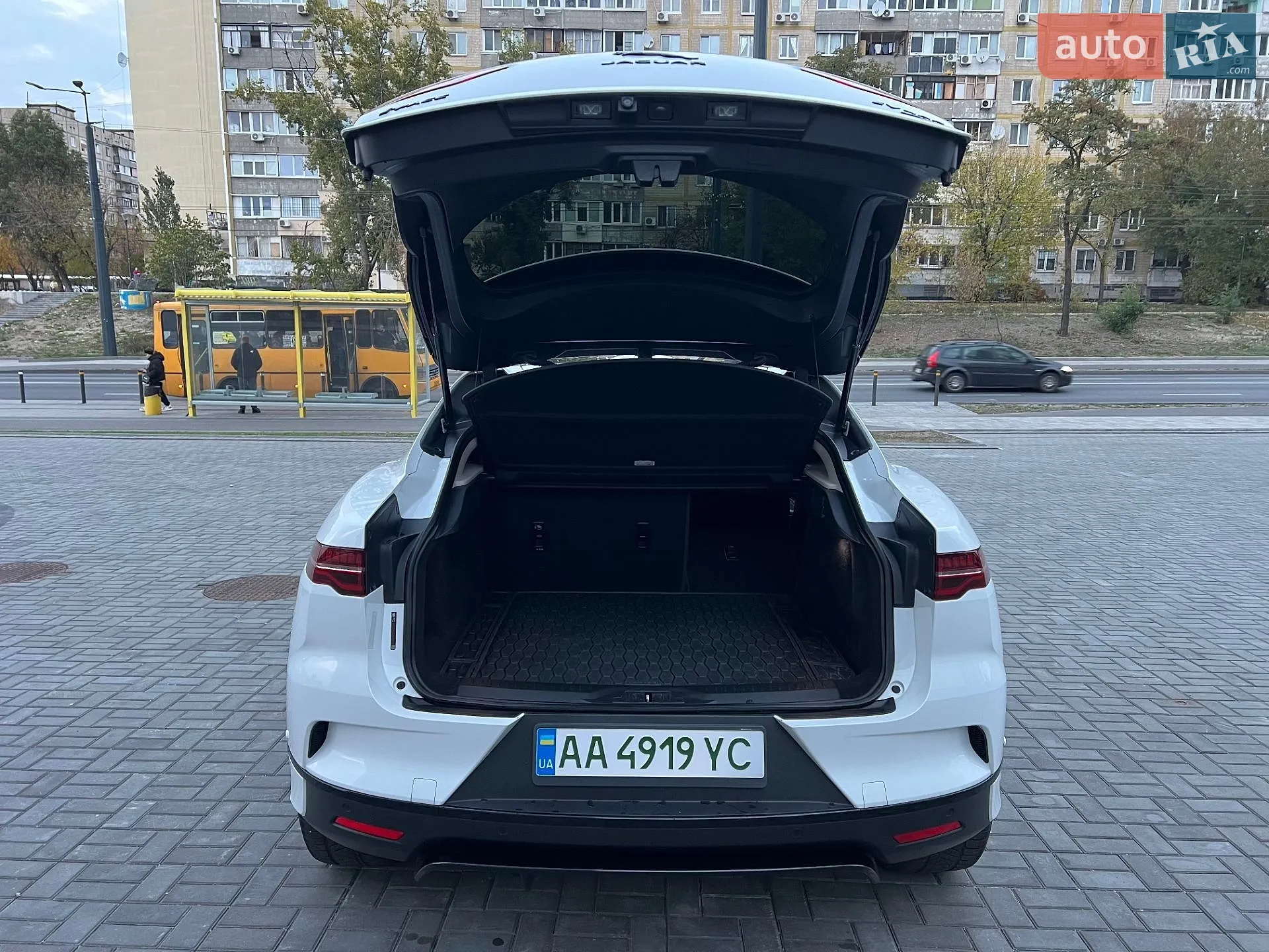 2019 Jaguar I-Pace - мініатюра 7