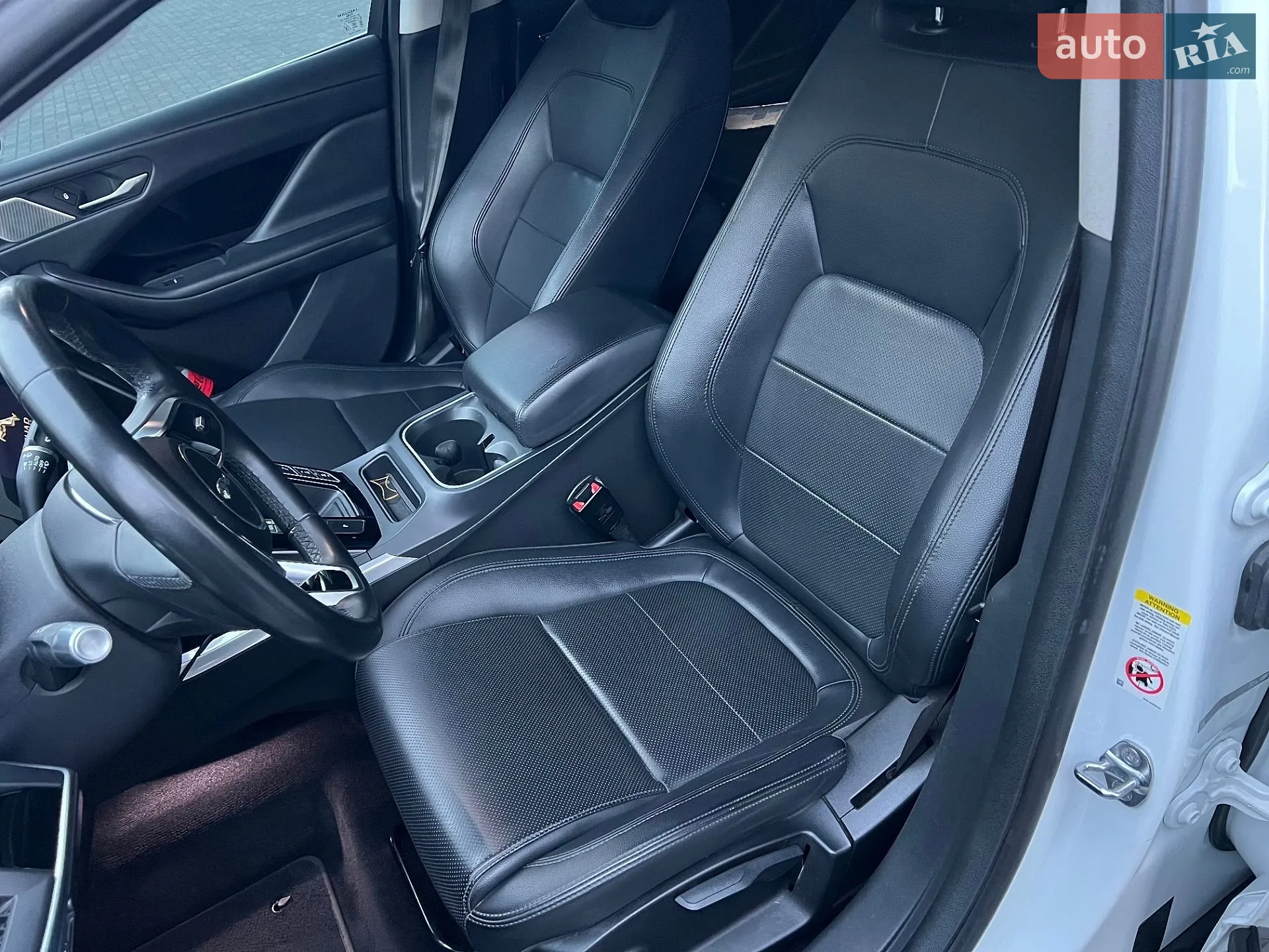 2019 Jaguar I-Pace - мініатюра 12