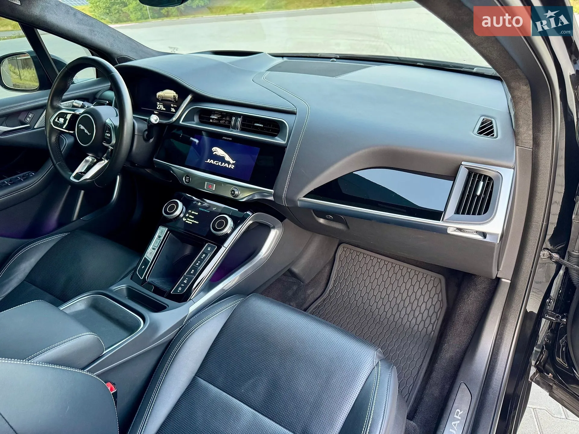 2019 Jaguar I-Pace - мініатюра 38