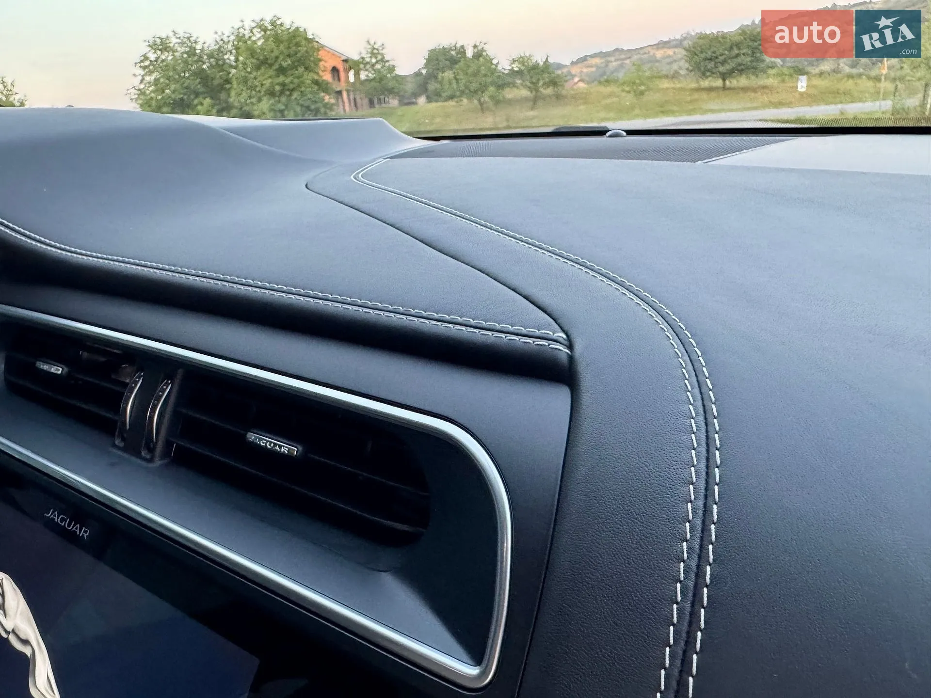 2019 Jaguar I-Pace - мініатюра 54