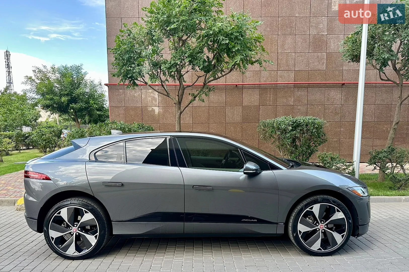 2019 Jaguar I-Pace - мініатюра 20