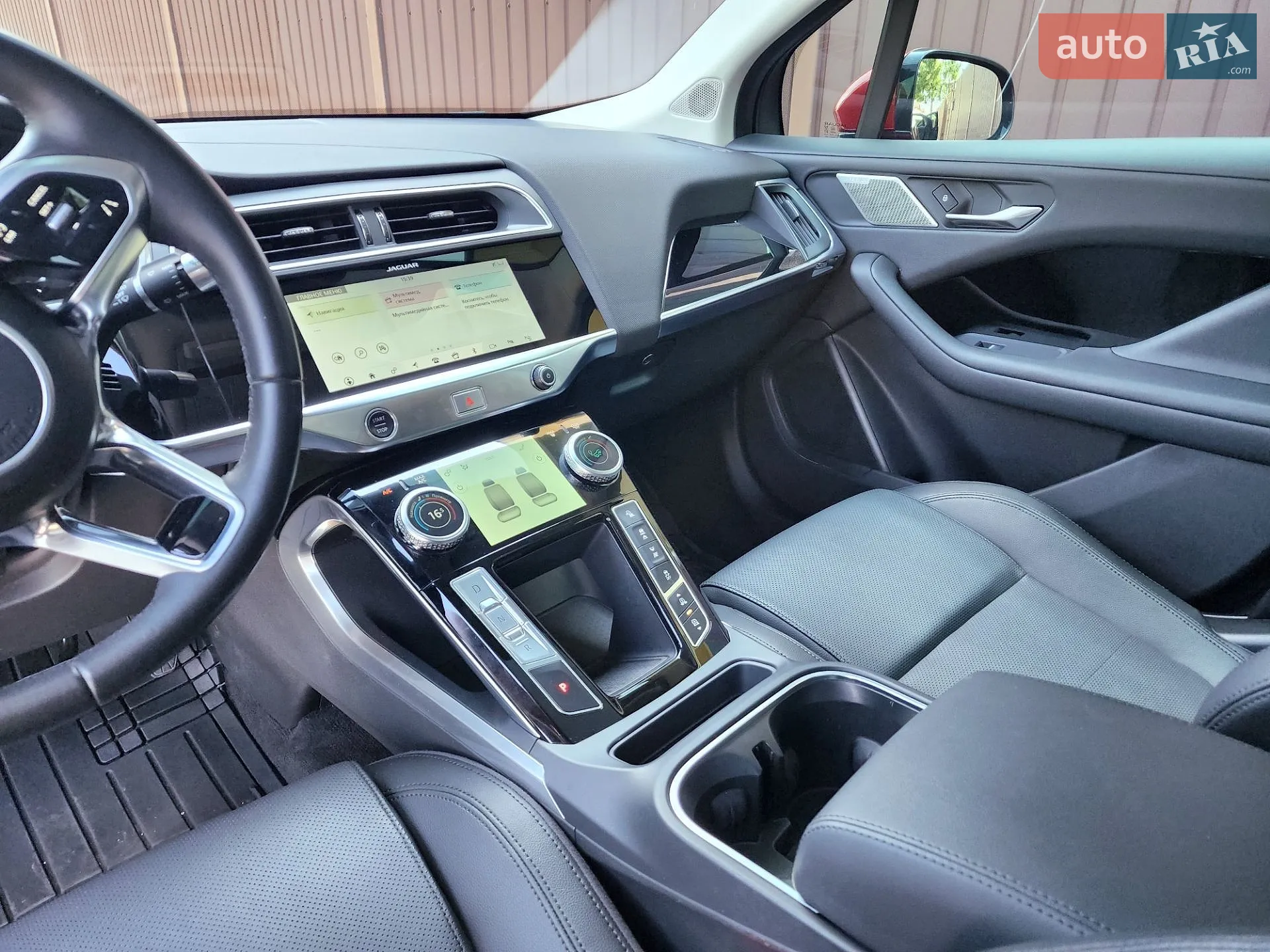2019 Jaguar I-Pace - мініатюра 20
