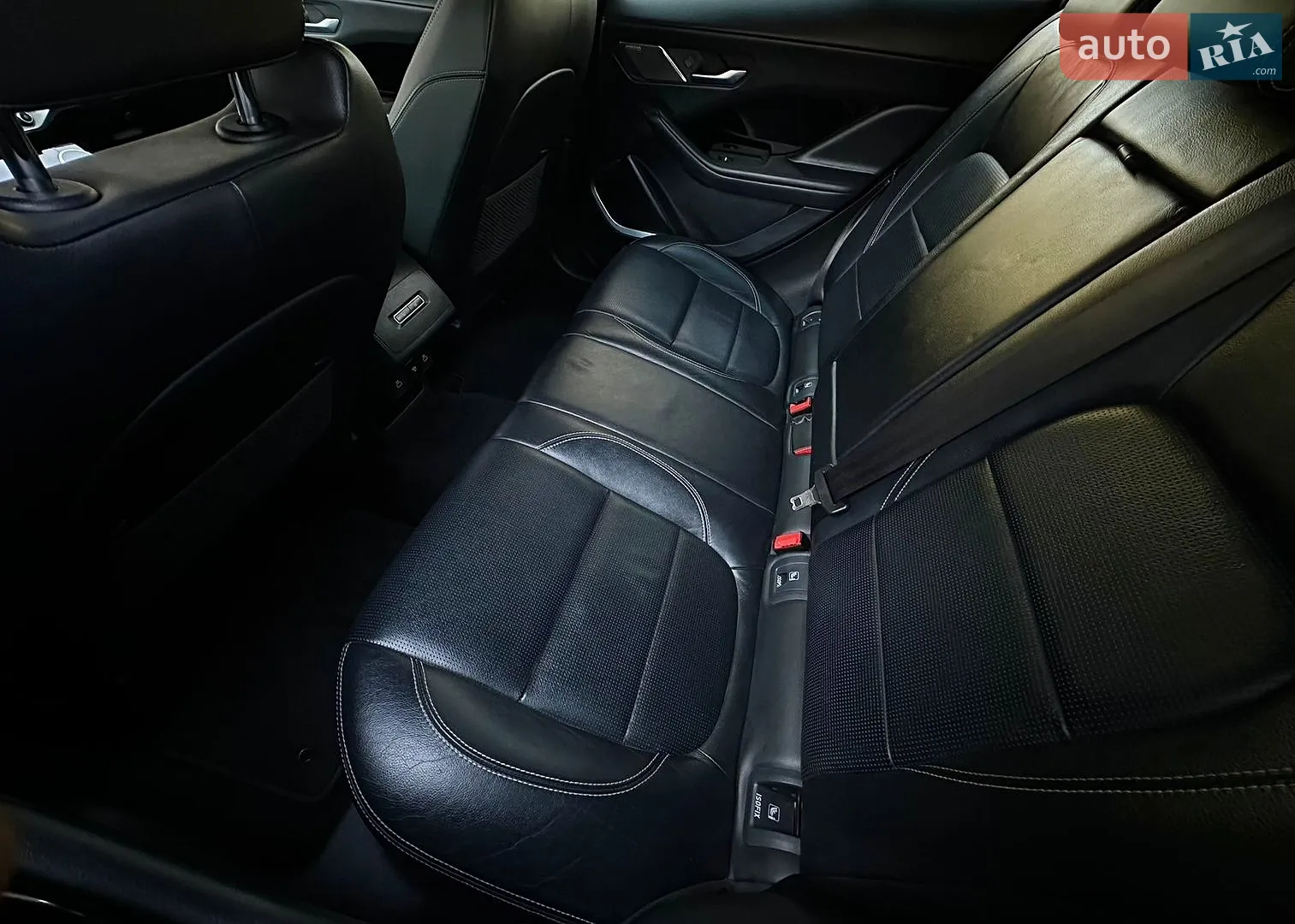 2021 Jaguar I-Pace - мініатюра 34