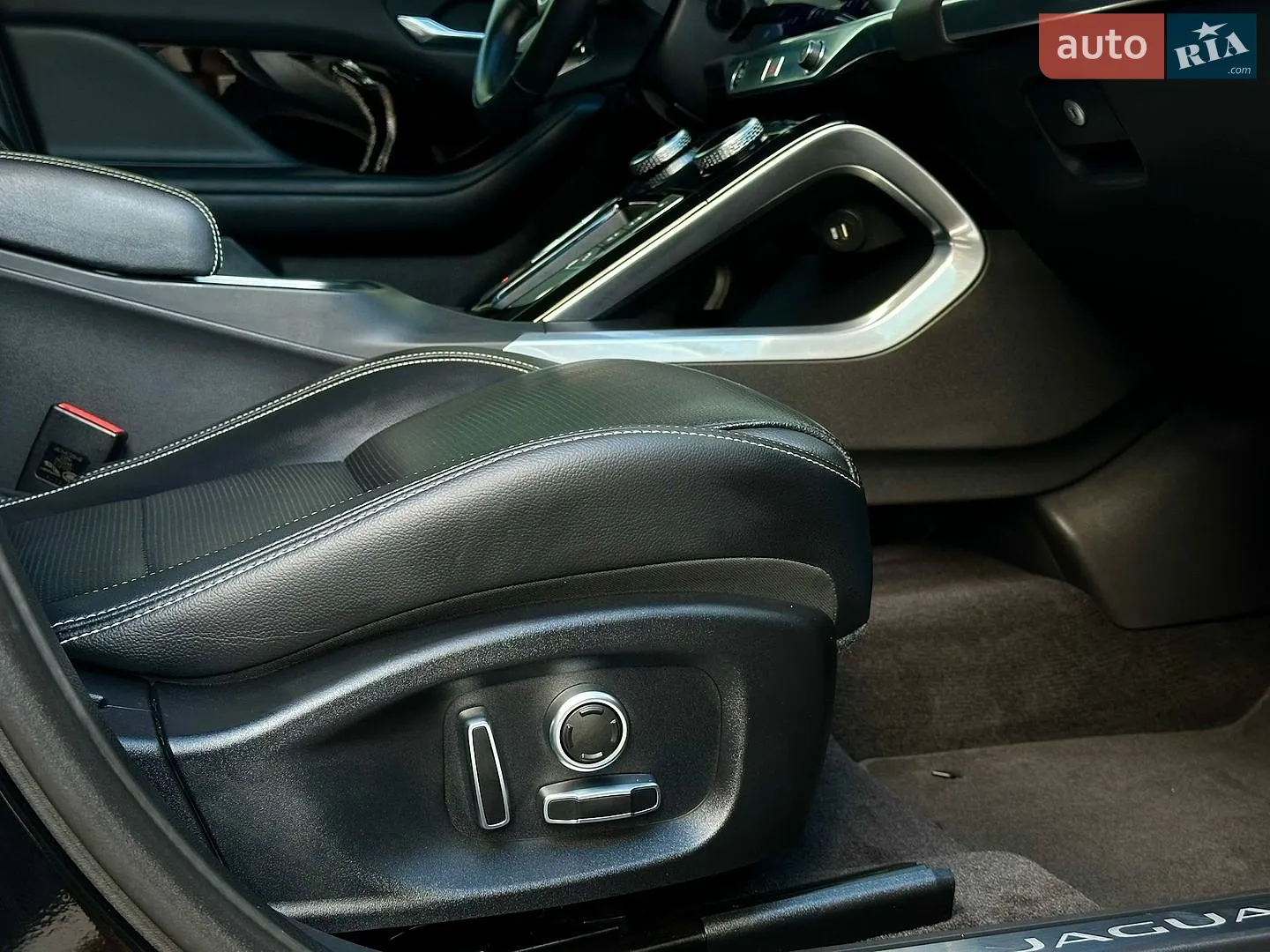 2020 Jaguar I-Pace - мініатюра 26