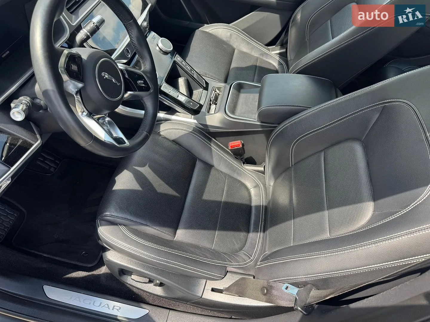 2019 Jaguar I-Pace - мініатюра 39