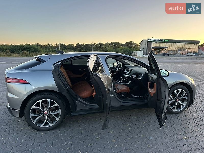 Позашляховик / Кросовер Jaguar I-Pace 2021 в Чернівцях