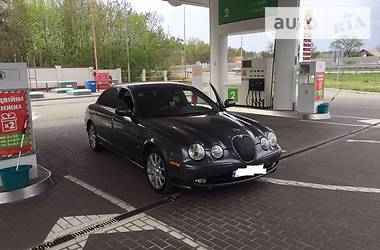 Седан Jaguar S-Type 2003 в Киеве