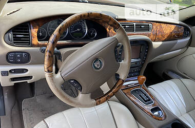 Седан Jaguar S-Type 2006 в Києві