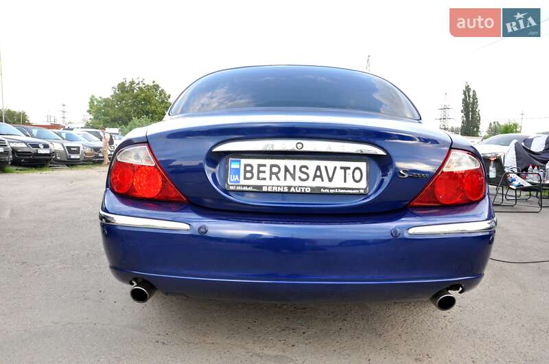 Седан Jaguar S-Type 2001 в Львові