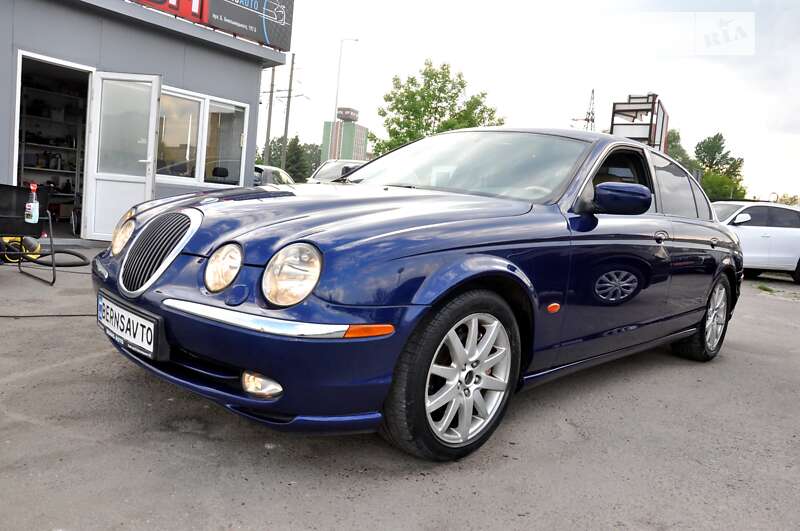 Седан Jaguar S-Type 2001 в Львове