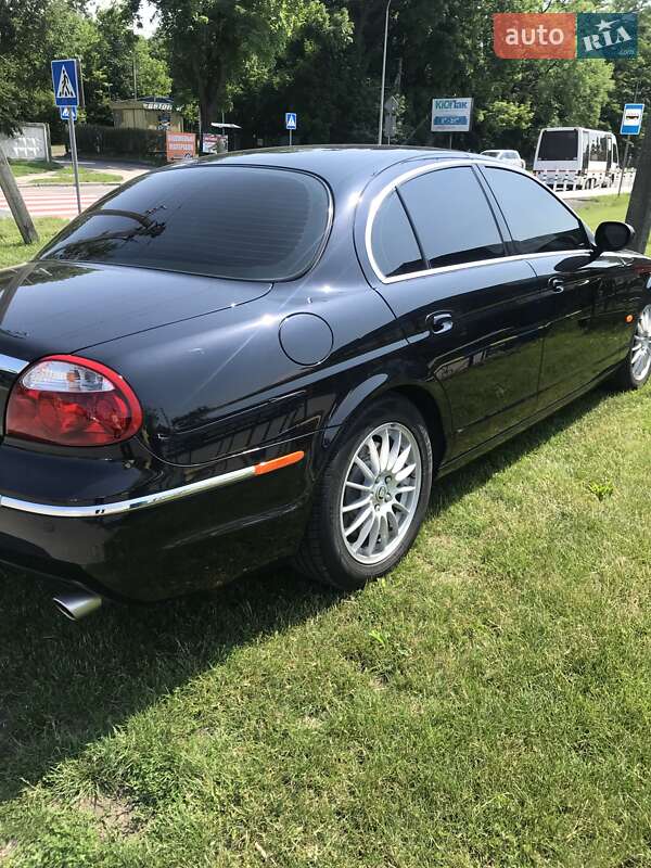 Седан Jaguar S-Type 2006 в Володимирі