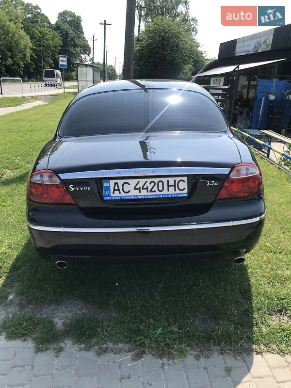 Седан Jaguar S-Type 2006 в Володимирі