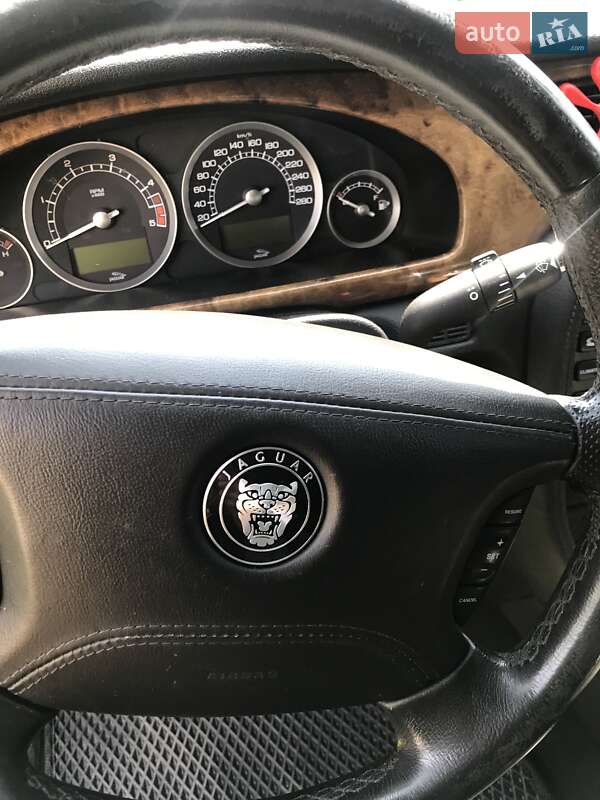 Седан Jaguar S-Type 2006 в Володимирі