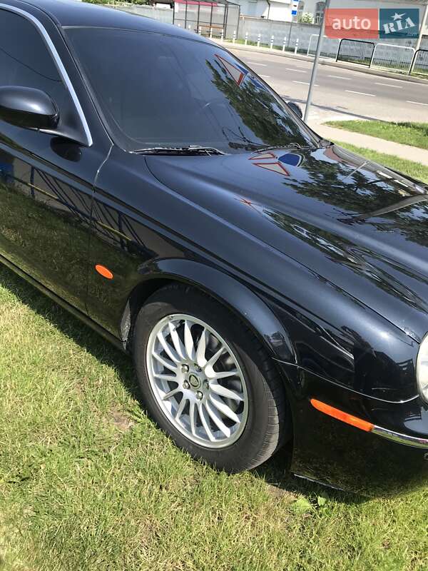 Седан Jaguar S-Type 2006 в Володимирі