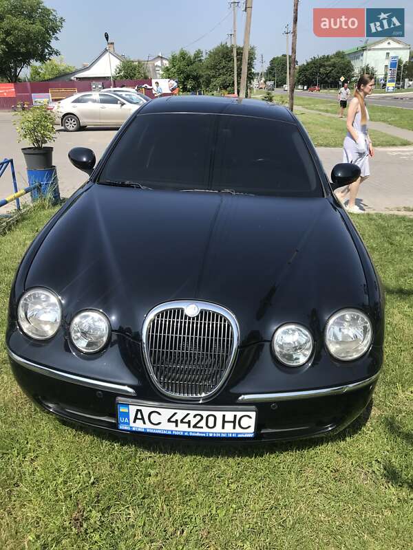 Седан Jaguar S-Type 2006 в Володимирі
