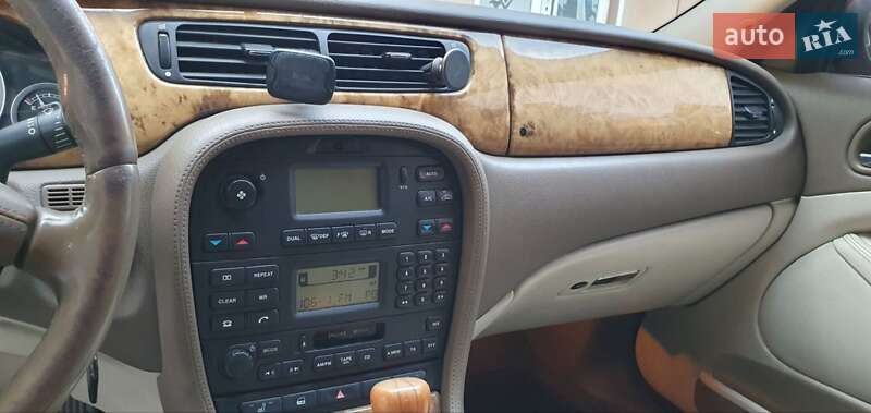 Седан Jaguar S-Type 2004 в Черкассах