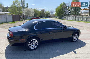 Седан Jaguar S-Type 2004 в 