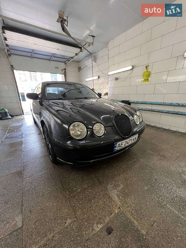 Седан Jaguar S-Type 2000 в Днепре