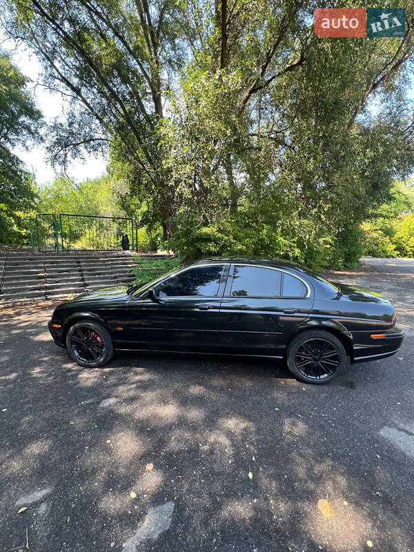 Седан Jaguar S-Type 2000 в Днепре