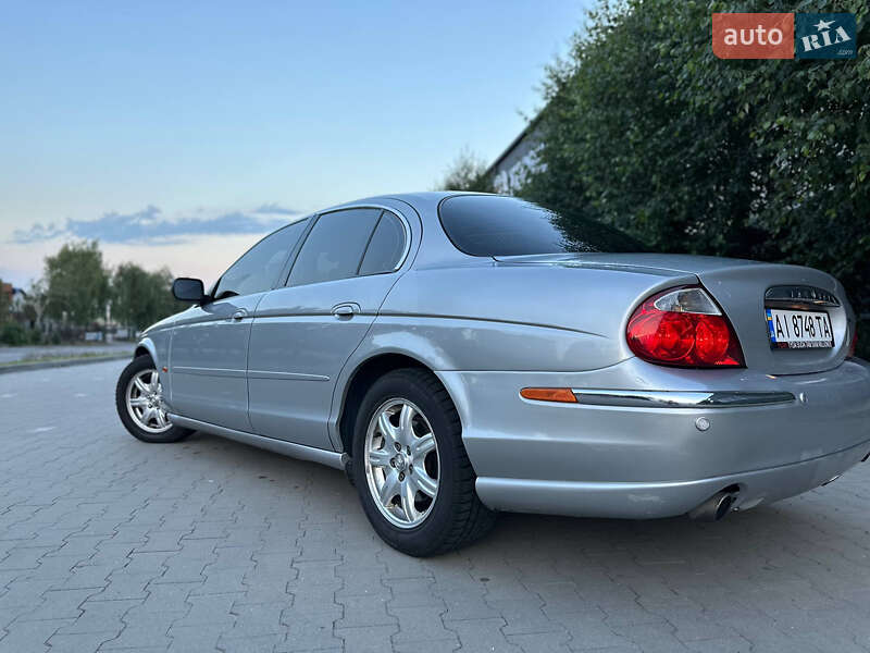 Седан Jaguar S-Type 2000 в Белой Церкви
