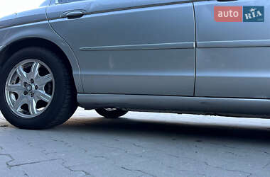 Седан Jaguar S-Type 2000 в 