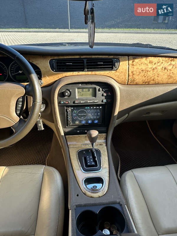 Седан Jaguar S-Type 2005 в Ивано-Франковске