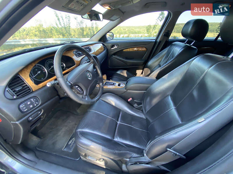 Седан Jaguar S-Type 2006 в Виннице