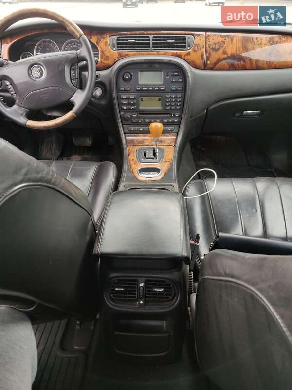 Седан Jaguar S-Type 2004 в Тернополе