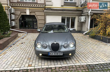 Седан Jaguar S-Type 2004 в Киеве
