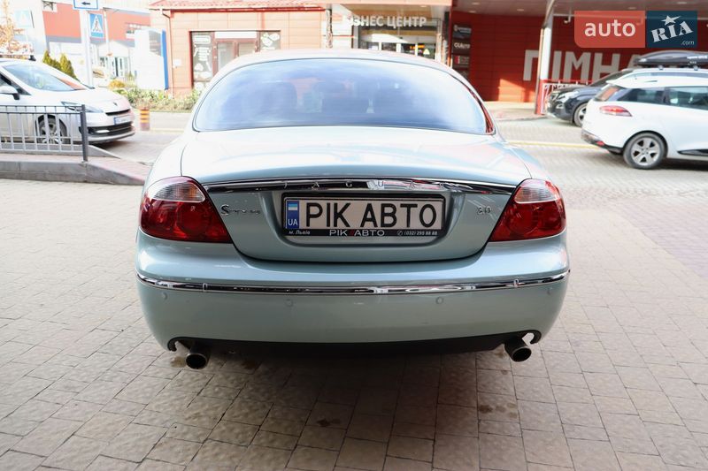 Седан Jaguar S-Type 2006 в Львове