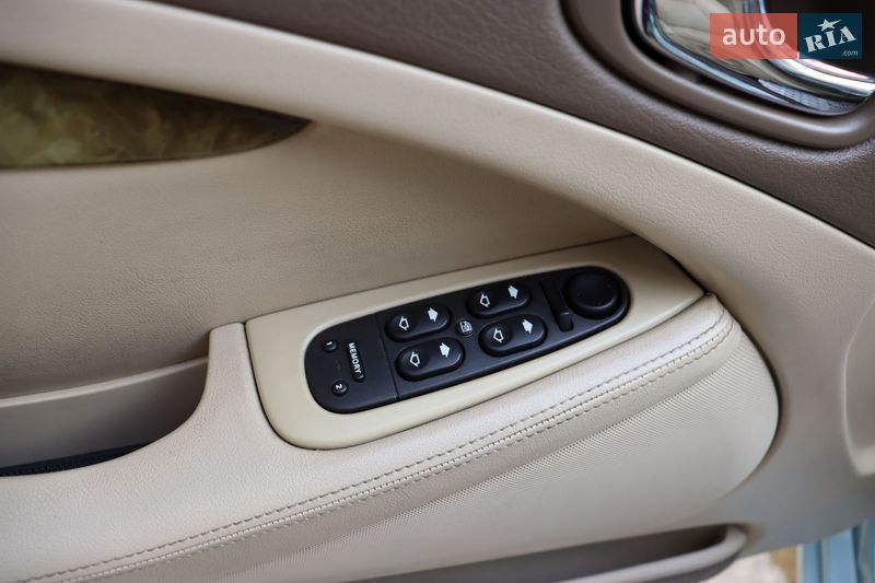 Седан Jaguar S-Type 2006 в Львове