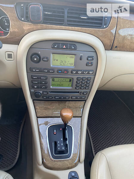 Седан Jaguar X-Type 2008 в Києві