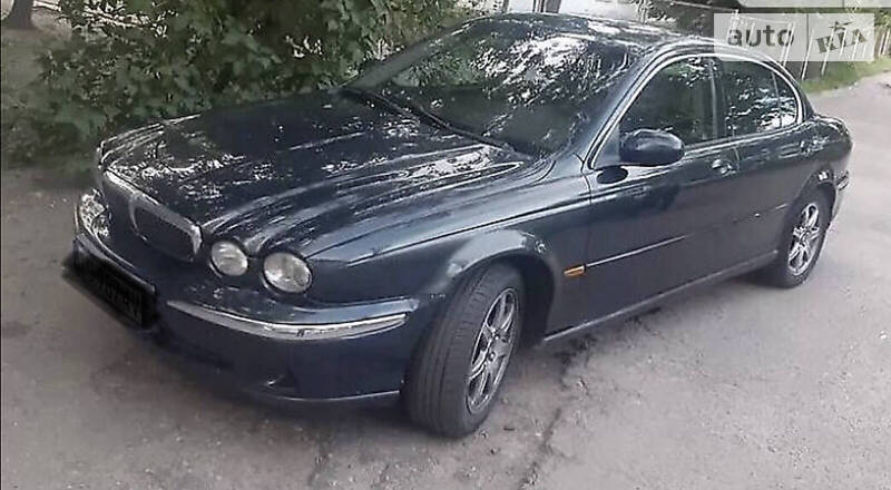 Седан Jaguar X-Type 2002 в Киеве