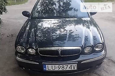 Седан Jaguar X-Type 2002 в Киеве