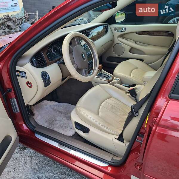 Седан Jaguar X-Type 2007 в Николаеве